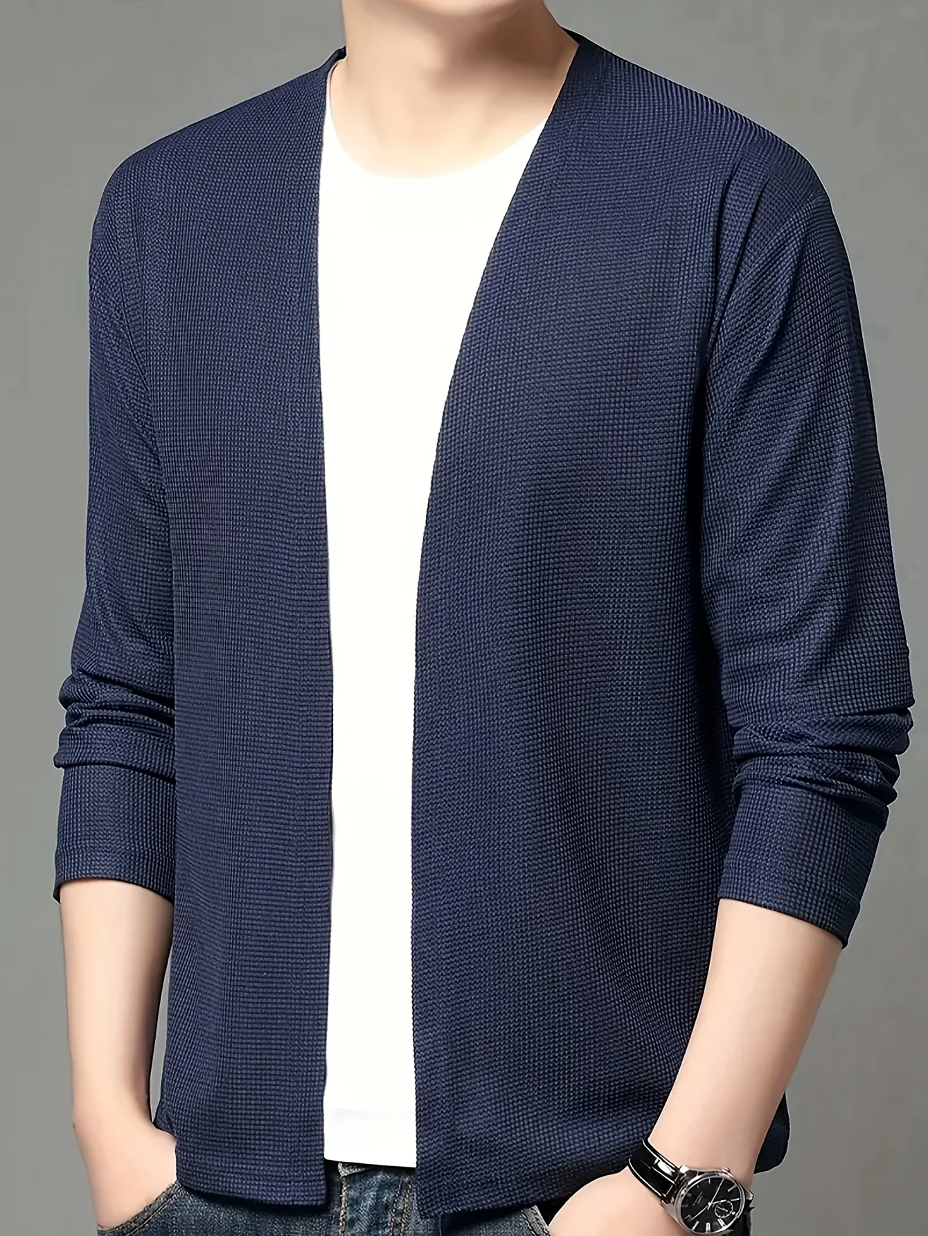 Men's fashionable casual V-neck knitted cardigan for spring and autumn. New style men's clothing for middle-aged and young adult
Men's fashionable casual V-neck knitted cardigan for spring and autumn. New style men's clothing for middle-aged and young adult