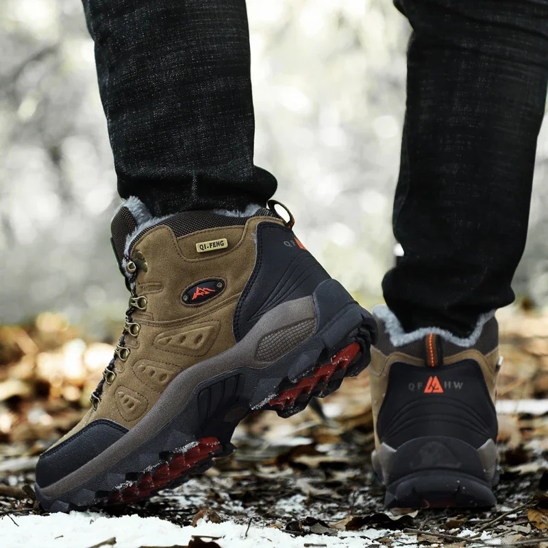 Winter Outdoor Hiking Shoes Men Boots Wear-resistant Anti-slip High-top Boots Men Breathable Faux Fur Casual Men Shoes
Winter Outdoor Hiking Shoes Men Boots Wear-resistant Anti-slip High-top Boots Men Breathable Faux Fur Casual Men Shoes