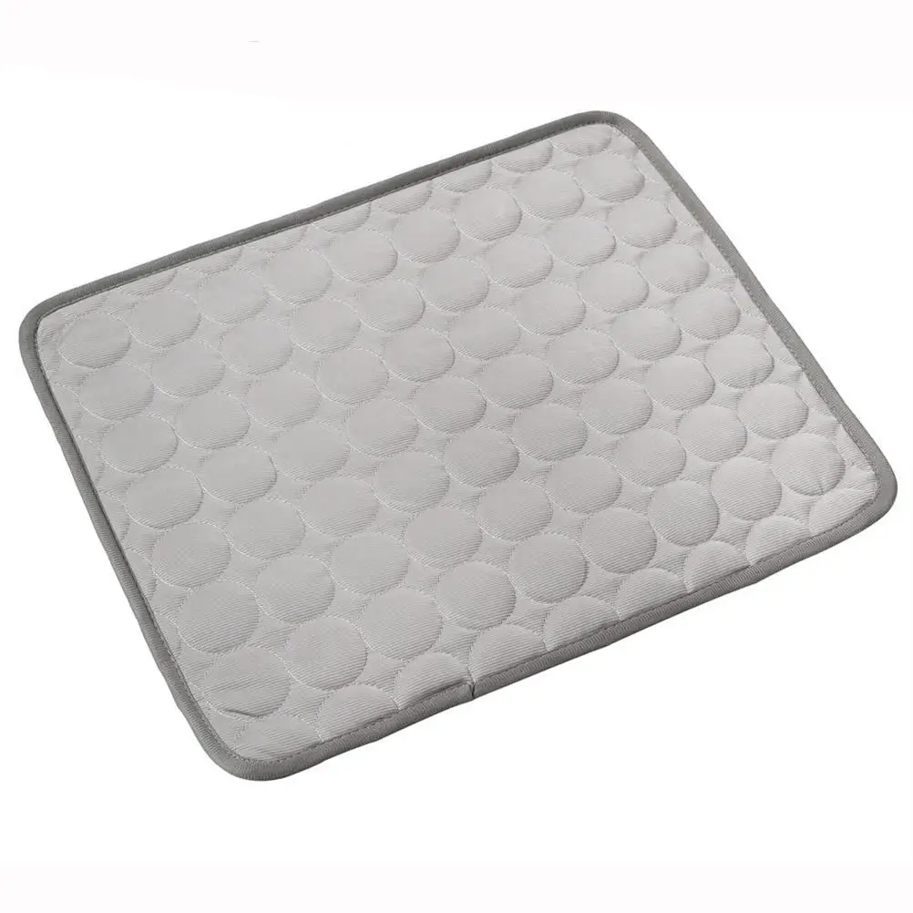 Summer Pet Cooling Pad Cool Mat Sleeping Mat Heat Dissipation Pad Simple Ice Seat Cushion for Cat Dog (Size S, Gray)
Summer Pet Cooling Pad Cool Mat Sleeping Mat Heat Dissipation Pad Simple Ice Seat Cushion for Cat Dog (Size S, Gray)