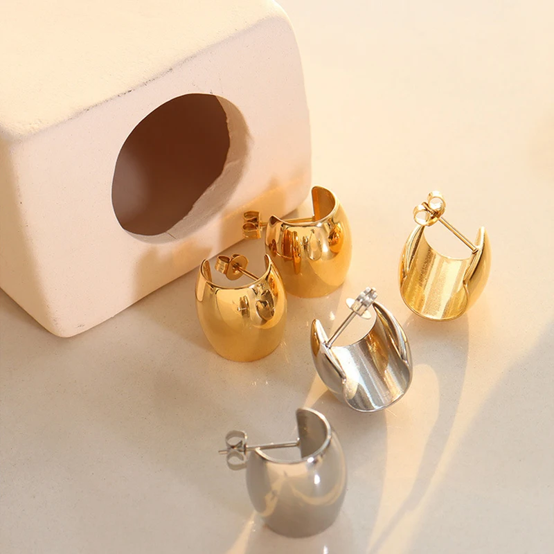 18K Gold Plated Stainless Steel Geometric Stud Earrings for Women Statement Semiciron-Shaped Earring Waterproof Jewelry Gift
18K Gold Plated Stainless Steel Geometric Stud Earrings for Women Statement Semiciron-Shaped Earring Waterproof Jewelry Gift