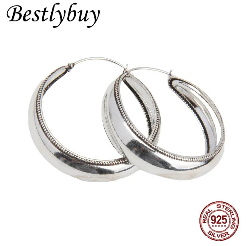 NEW S925 Pure Silver Handmade Retro Gloss European And American cClassic Large Round Exaggerated Earrings For Women
NEW S925 Pure Silver Handmade Retro Gloss European And American cClassic Large Round Exaggerated Earrings For Women