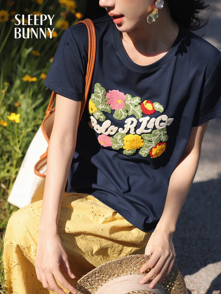 Summer Loose Fit Embroidered T-Shirt Women Ice Cotton Short Sleeve Tee Casual Lightweight Round Neck Top Towel Patchwork Design
Summer Loose Fit Embroidered T-Shirt Women Ice Cotton Short Sleeve Tee Casual Lightweight Round Neck Top Towel Patchwork Design