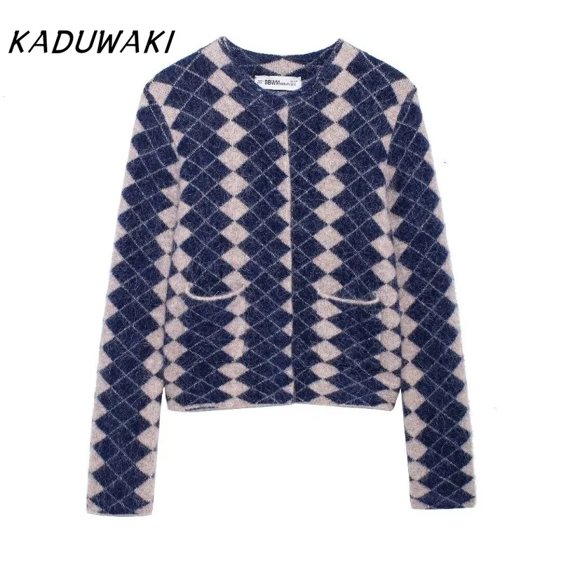 KADUWAKI модный классический вязаный кардиган с круглым вырезом и длинными рукавами с ромбовидным узором, простой универсальный трикотаж в стиле ретро, 방수자켓
KADUWAKI модный классический вязаный кардиган с круглым вырезом и длинными рукавами с ромбовидным узором, простой универсальный трикотаж в стиле ретро, 방수자켓