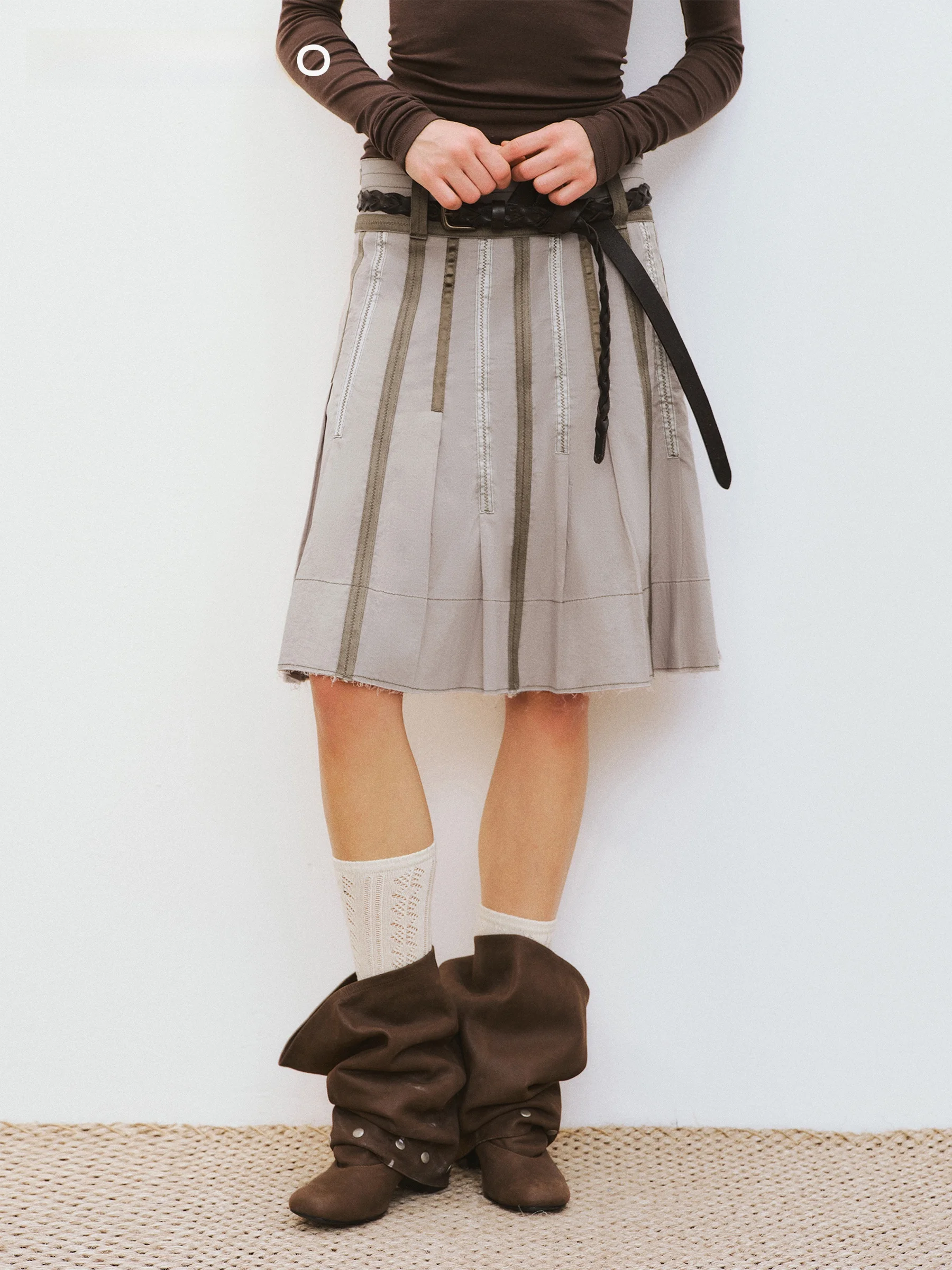 VERMO Textured Heavyweight Hand-Sewn Pleated Skirt mid Waist Cotton A-Line Half-length Skirts for Women Loose Fit Spring Coll...
VERMO Textured Heavyweight Hand-Sewn Pleated Skirt mid Waist Cotton A-Line Half-length Skirts for Women Loose Fit Spring Coll...