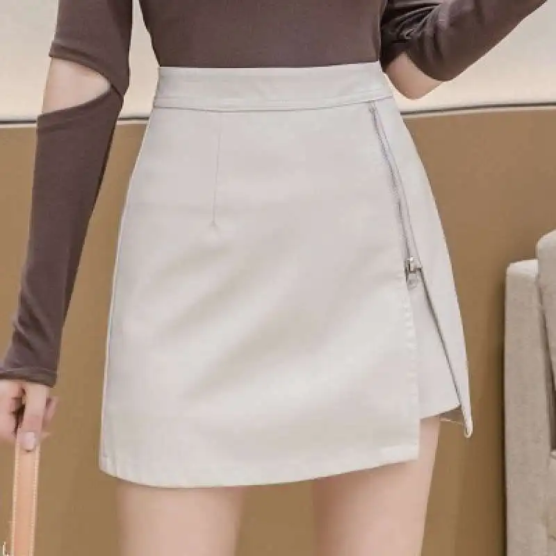 High Waist PU Leather Short Skirt Women Fashion Autumn Winter Zipper Split Irregular Sexy Slim Bodycon Mini Skirts Womens C7658
High Waist PU Leather Short Skirt Women Fashion Autumn Winter Zipper Split Irregular Sexy Slim Bodycon Mini Skirts Womens C7658