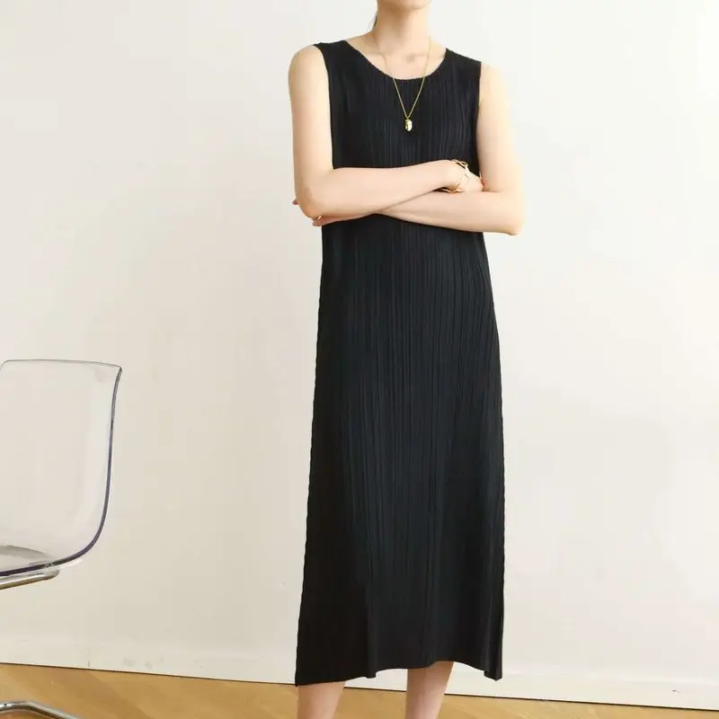 Summer Casual Sle Miyake Pleated Faion Svel Figure-flattering A-line Dr 00% Linen round Ne Ciwalk Dr
Summer Casual Sle Miyake Pleated Faion Svel Figure-flattering A-line Dr 00% Linen round Ne Ciwalk Dr