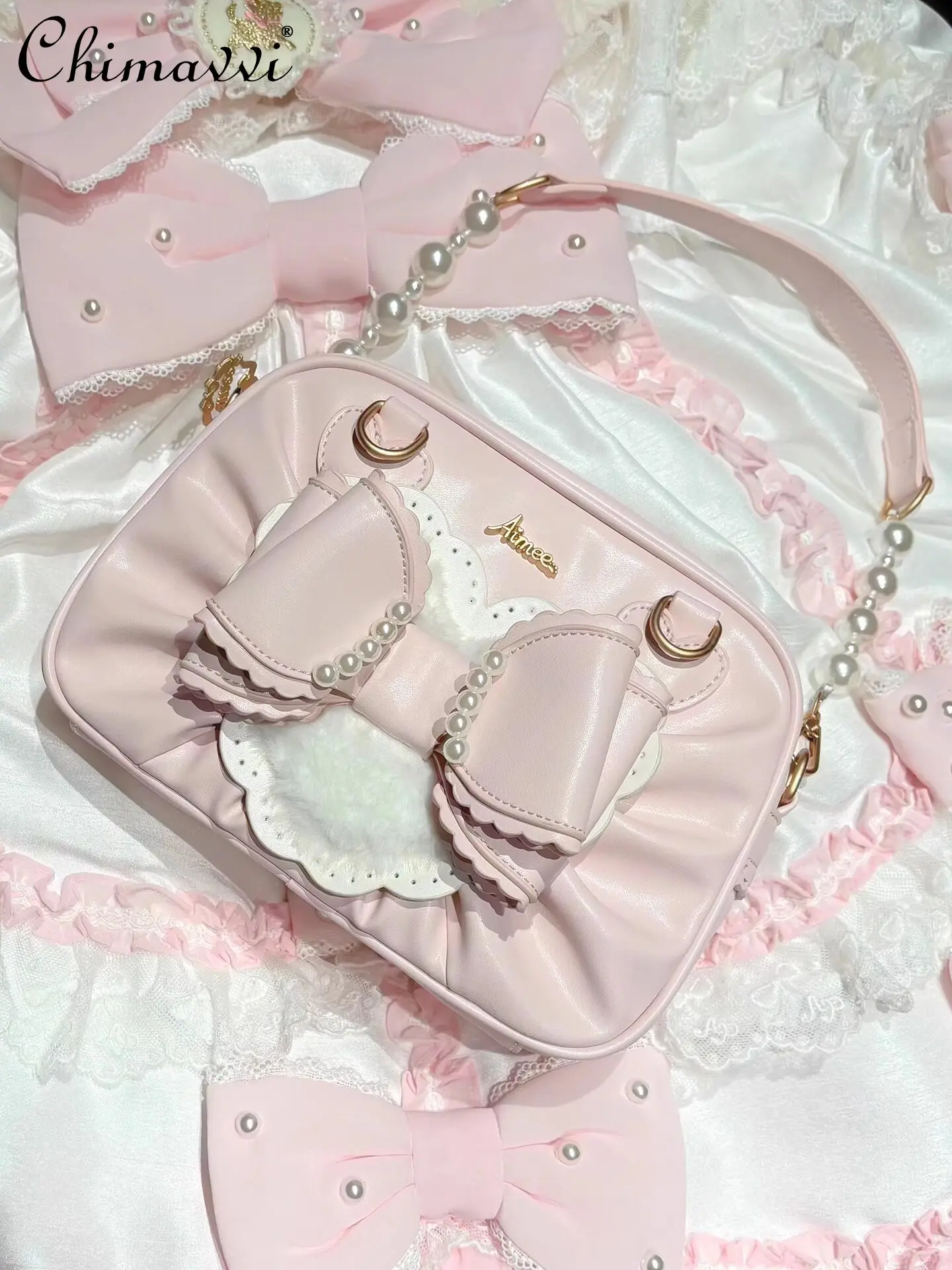 Original Sweet Girl Lolita Oblique Span Handbag 2026 New Cute Bow Heavy Industry Pearl Temperament Princess Shoulder Bags Women
Original Sweet Girl Lolita Oblique Span Handbag 2026 New Cute Bow Heavy Industry Pearl Temperament Princess Shoulder Bags Women