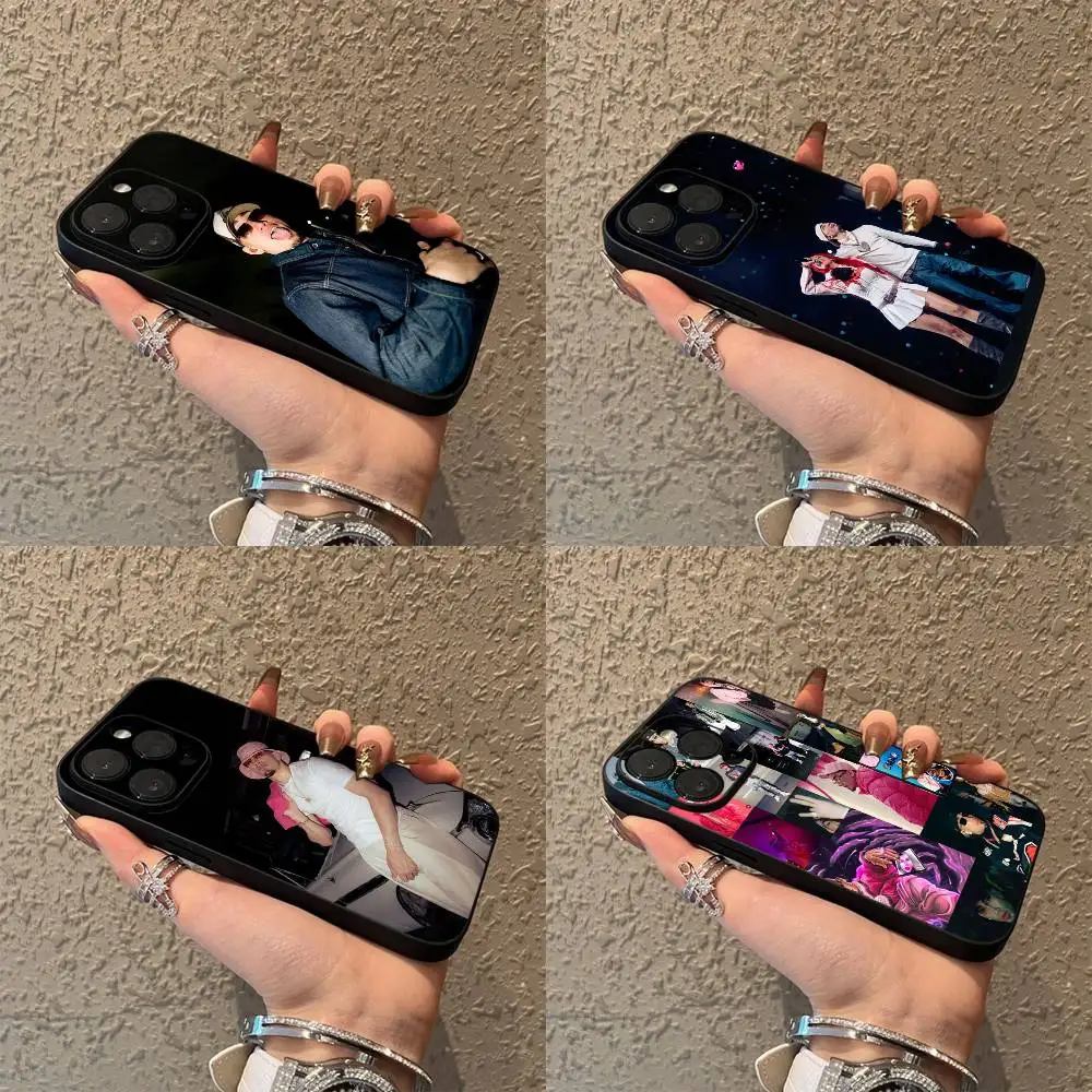 Singer O-Omar Courtz Phone Case For iPhone 16,15,14,13,12,11,Pro,XS,Max,XR,Plus,E,SE4,Mini Black Soft Cover 
Singer O-Omar Courtz Phone Case For iPhone 16,15,14,13,12,11,Pro,XS,Max,XR,Plus,E,SE4,Mini Black Soft Cover