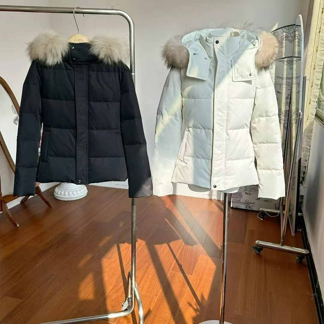 2025 Winter Women's Cotton Jacket Slim Fit Detachable Large Fur Collar Hooded Thickened Warm Hooded Coat
2025 Winter Women's Cotton Jacket Slim Fit Detachable Large Fur Collar Hooded Thickened Warm Hooded Coat