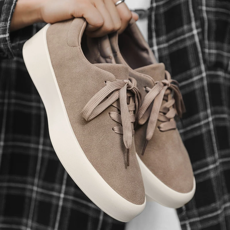 Brown Platform Board Shoes Man Low-top Lace-up Casual Shoes for Man 2025 Autumn Trendy Designer Men's Shoes Zapatos Para Hombre
Brown Platform Board Shoes Man Low-top Lace-up Casual Shoes for Man 2025 Autumn Trendy Designer Men's Shoes Zapatos Para Hombre