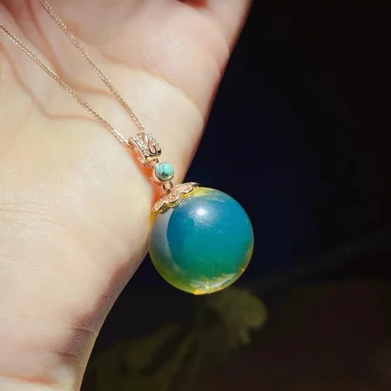20mm Mexican Blue Amber Inlaid S925 Silver Sweater Chain Large Pendant Accessory Turquoise
20mm Mexican Blue Amber Inlaid S925 Silver Sweater Chain Large Pendant Accessory Turquoise
