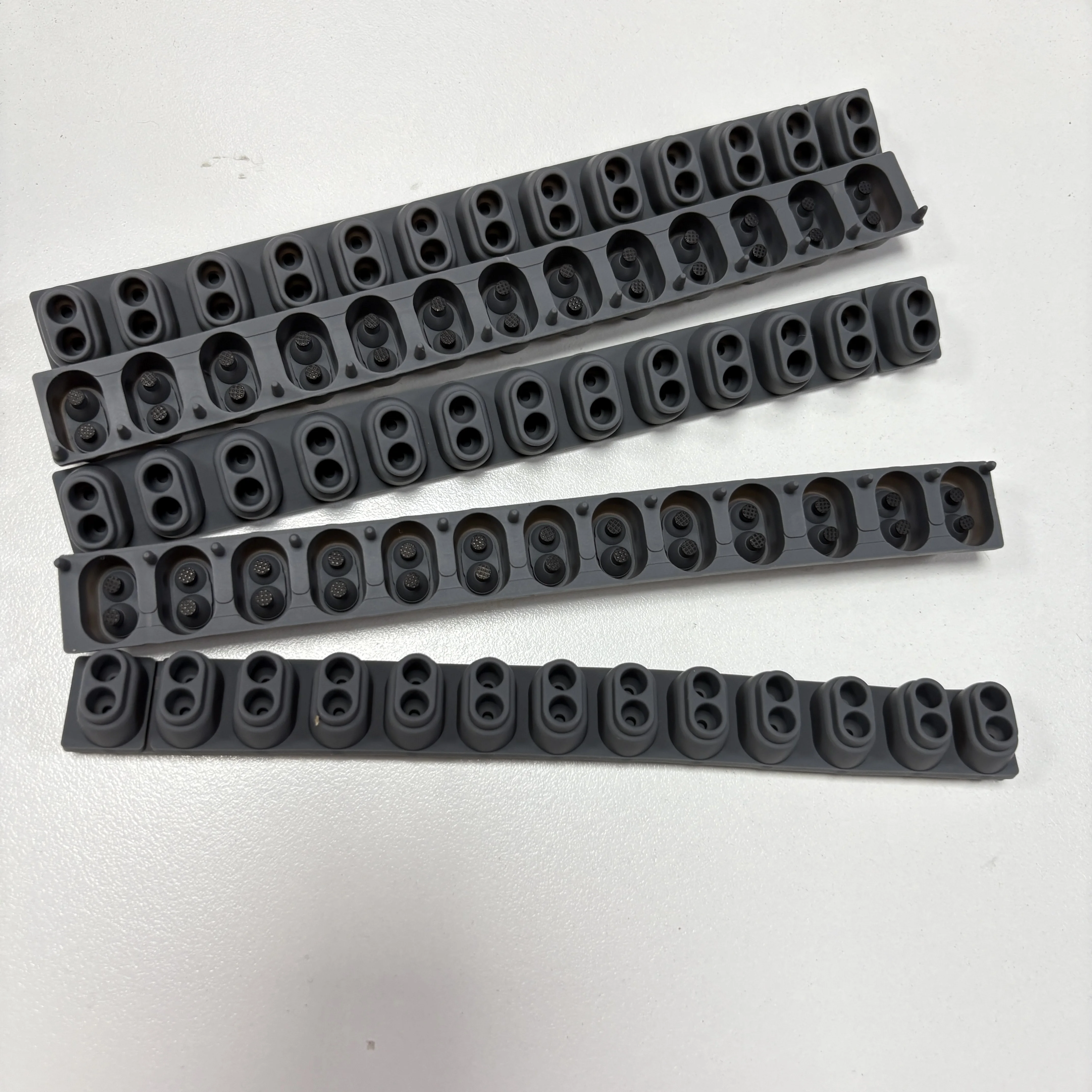 Резиновый контакт для ключей для Yamaha PSR-E443 PSR-E453 PSR-S500 PSR-S550 PSR-S650 PSR-S670 KB-191 KX-25 KX-49 KX-61 (61 ключей)
Резиновый контакт для ключей для Yamaha PSR-E443 PSR-E453 PSR-S500 PSR-S550 PSR-S650 PSR-S670 KB-191 KX-25 KX-49 KX-61 (61 ключей)