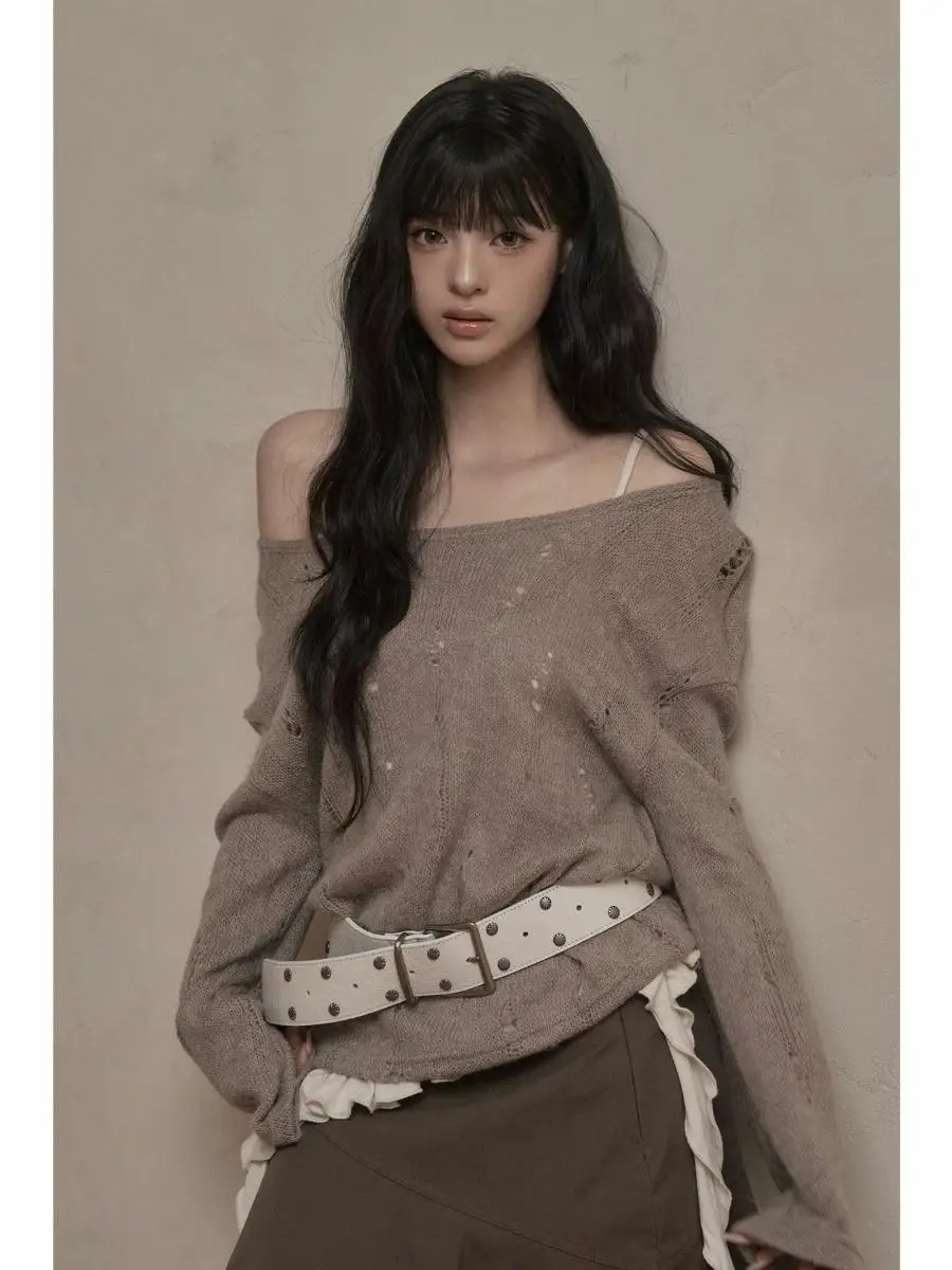 Женский вязаный свитер с открытыми плечами, свободный крой, с вырезами, длинный рукав, повседневный топ из полиэстера в стиле Dongda Gate
Женский вязаный свитер с открытыми плечами, свободный крой, с вырезами, длинный рукав, повседневный топ из полиэстера в стиле Dongda Gate