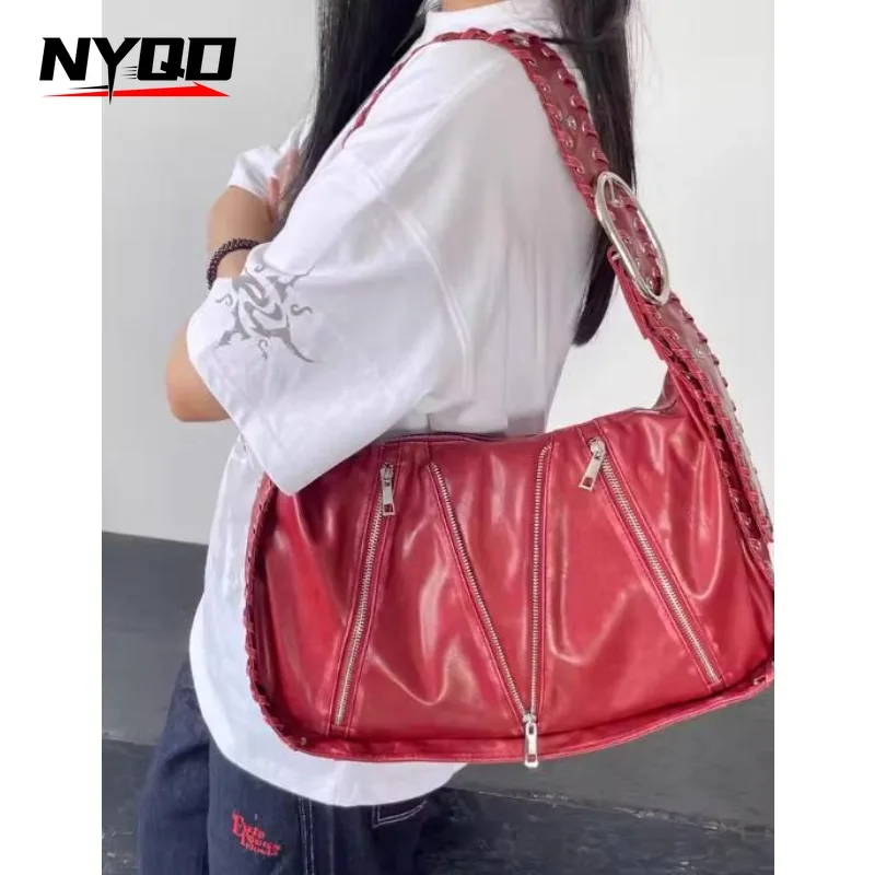 Vintage Y2K Woven Shoulder Underarm Bag for Women Wide Shoulder Strap Large Capacity Commuter Crossbody Bag Повседневная Сумка
Vintage Y2K Woven Shoulder Underarm Bag for Women Wide Shoulder Strap Large Capacity Commuter Crossbody Bag Повседневная Сумка