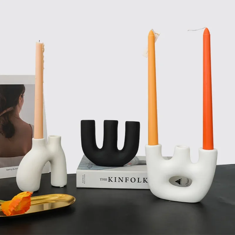 Nordic Black and White Ceramic Candle Candlestick ornaments Shooting Props Romantic Candlelight Dinner Decorations
Nordic Black and White Ceramic Candle Candlestick ornaments Shooting Props Romantic Candlelight Dinner Decorations