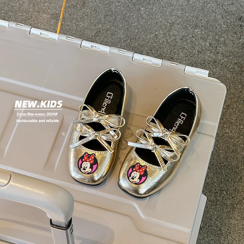 Mickey Mouse Minnie Non-slip Soft Soles kids Casual Shoes Disney Baby Toddler Shoes Spring Summer Bow Girl Dance Shoes
Mickey Mouse Minnie Non-slip Soft Soles kids Casual Shoes Disney Baby Toddler Shoes Spring Summer Bow Girl Dance Shoes