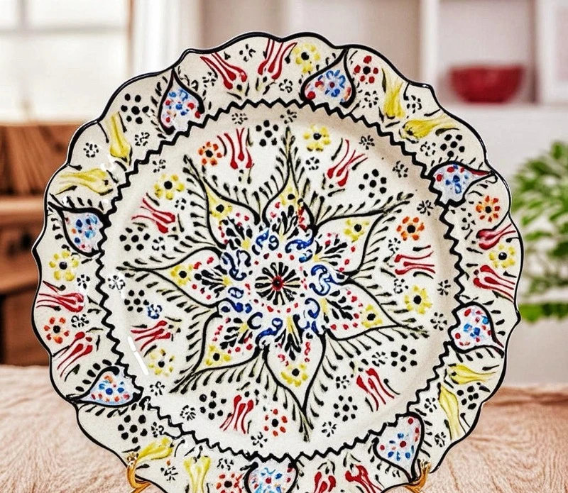 Turkish three-dimensional relief hand-painted ceramic plate 32cm ins wind color decorative plate imported art ornaments
Turkish three-dimensional relief hand-painted ceramic plate 32cm ins wind color decorative plate imported art ornaments
