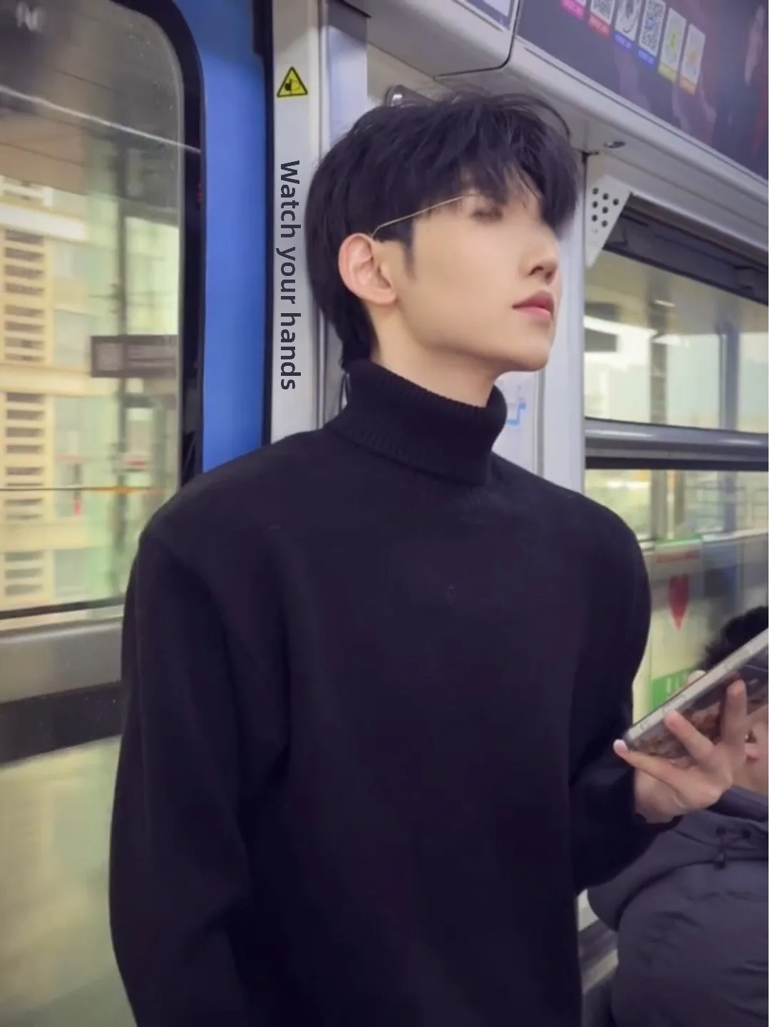 Мужской зимний теплый свитер с высоким воротником, на флисовой подкладке, утолщенный, вязаный, в корейском стиле, из камвольной пряжи, базовый слой
Мужской зимний теплый свитер с высоким воротником, на флисовой подкладке, утолщенный, вязаный, в корейском стиле, из камвольной пряжи, базовый слой