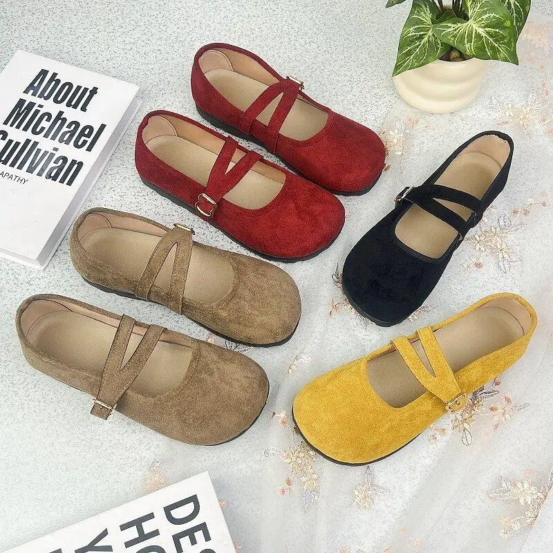 Ladies Lightweight Flat Bottom Slip-On Shoes Breathable Soft Bottom Retro Comfortable Beijing Summer Cloth Shoes Fashion Casu...
Ladies Lightweight Flat Bottom Slip-On Shoes Breathable Soft Bottom Retro Comfortable Beijing Summer Cloth Shoes Fashion Casu...