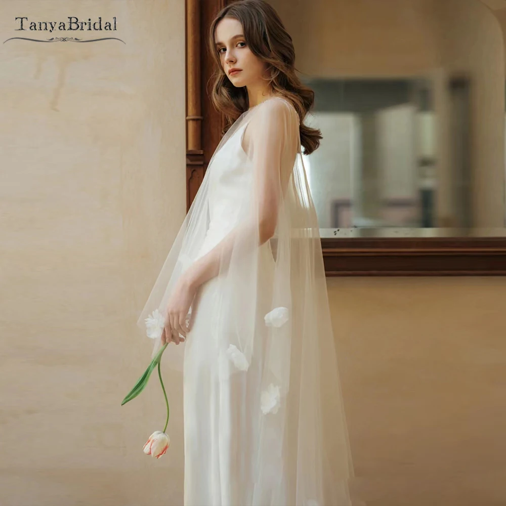 One Layer Tulle Wedding Cape With Beading Neckline ,Romantic Sheer Bridal Bolero With 3D Flowers Chic DJ249
One Layer Tulle Wedding Cape With Beading Neckline ,Romantic Sheer Bridal Bolero With 3D Flowers Chic DJ249