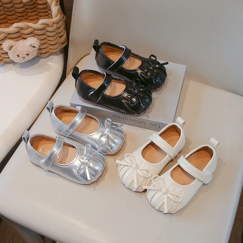 Girls Leather Shoes Baby Toddler Shoes Spring Autumn Bow-knot Princess Sweet Single Shoe Kids Cute Soft Comfortable Flats Shoes
Girls Leather Shoes Baby Toddler Shoes Spring Autumn Bow-knot Princess Sweet Single Shoe Kids Cute Soft Comfortable Flats Shoes