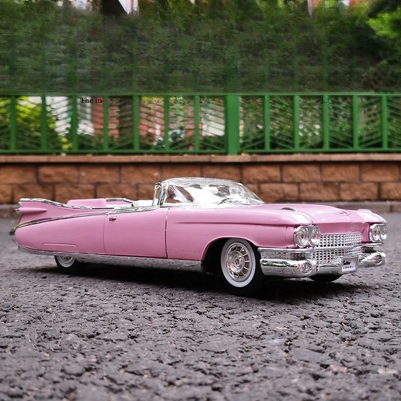 Масштабная модель автомобиля 1:18 1959 C Eldorado Biarritz из сплава, литая под давлением, классическая коллекционная модель, подарок для детей
Масштабная модель автомобиля 1:18 1959 C Eldorado Biarritz из сплава, литая под давлением, классическая коллекционная модель, подарок для детей