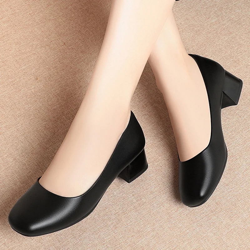 4cm All Match Breathable Comfortable Soft Leather Loafers Women Shoes 2026 Fall Block Heels Shoes Black for Office Daily Work
4cm All Match Breathable Comfortable Soft Leather Loafers Women Shoes 2026 Fall Block Heels Shoes Black for Office Daily Work
