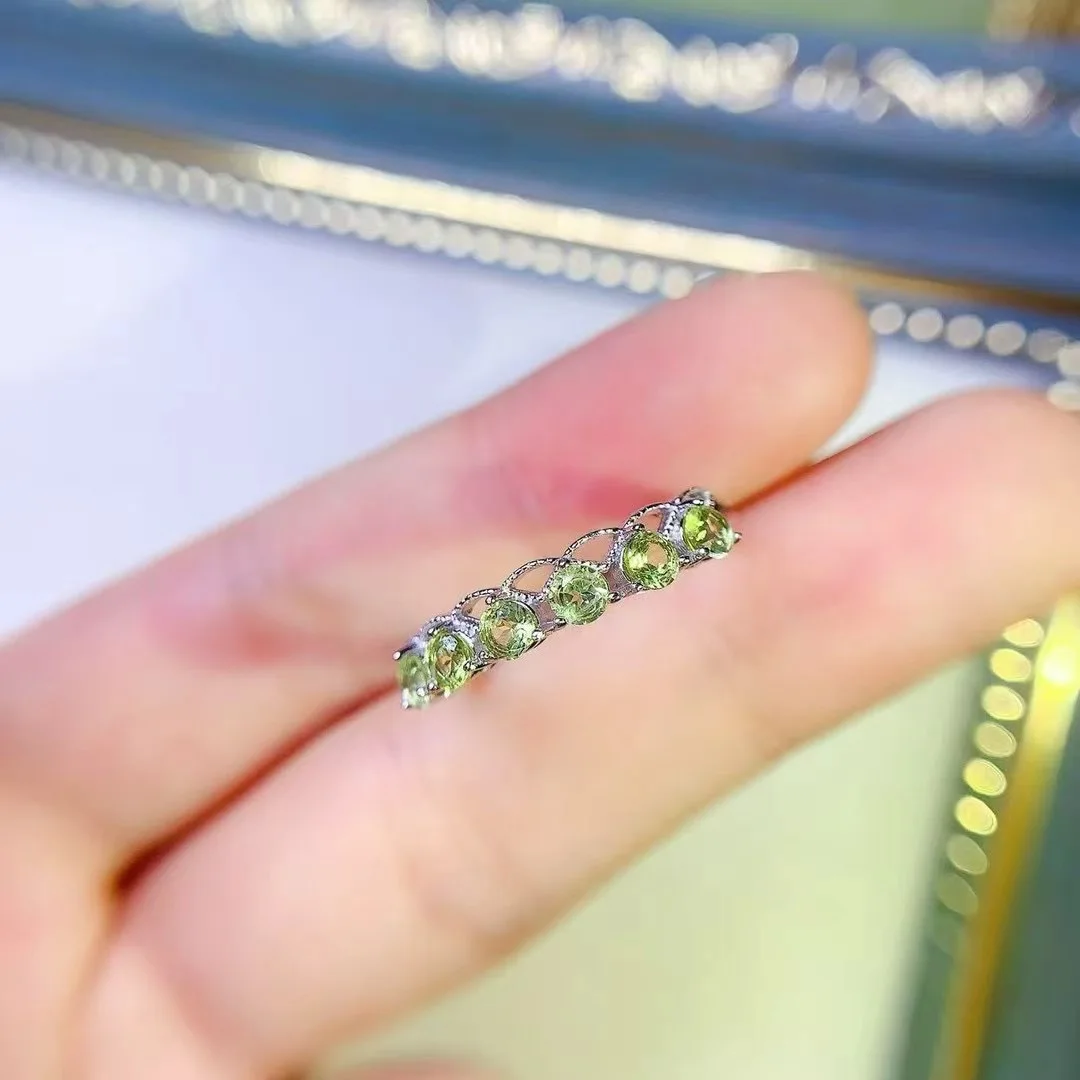 KJJEAXCMY High End Women's Ring Natural Peridot S925 Silver with Electroplating Boasting High Clarity Full Brilliance Gift
KJJEAXCMY High End Women's Ring Natural Peridot S925 Silver with Electroplating Boasting High Clarity Full Brilliance Gift