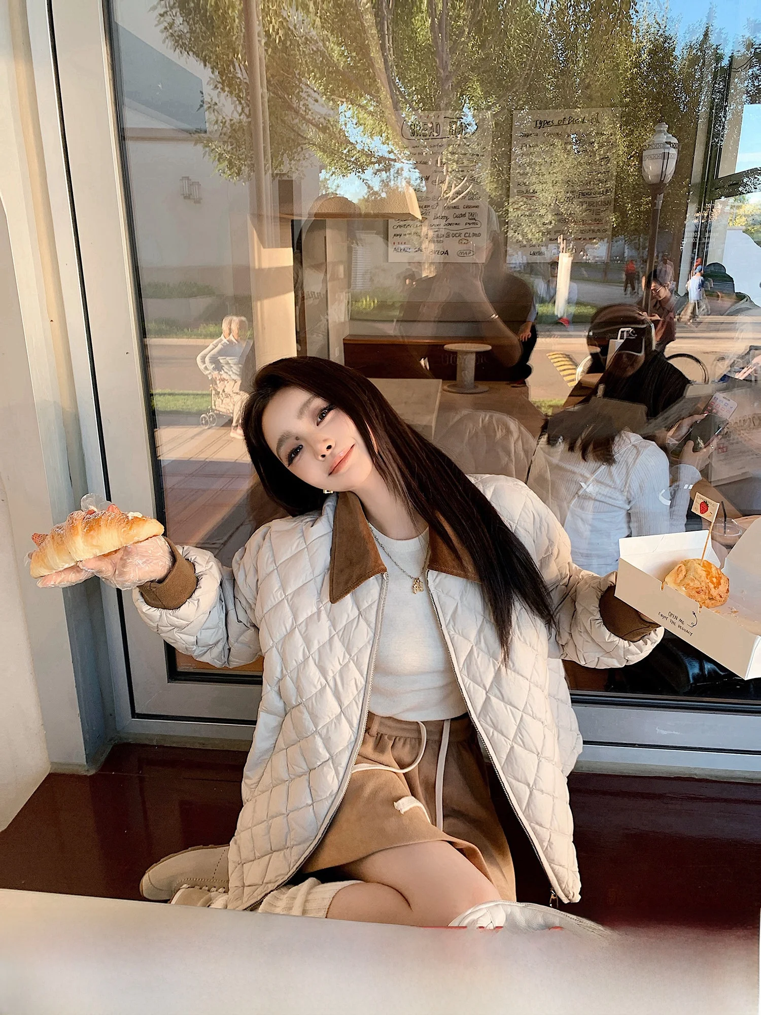 Year-End Diamond Pattern down Jaet Vest Set Tee Star Cleaning 90 White Du down Warm Regular Length Coat for Women
Year-End Diamond Pattern down Jaet Vest Set Tee Star Cleaning 90 White Du down Warm Regular Length Coat for Women