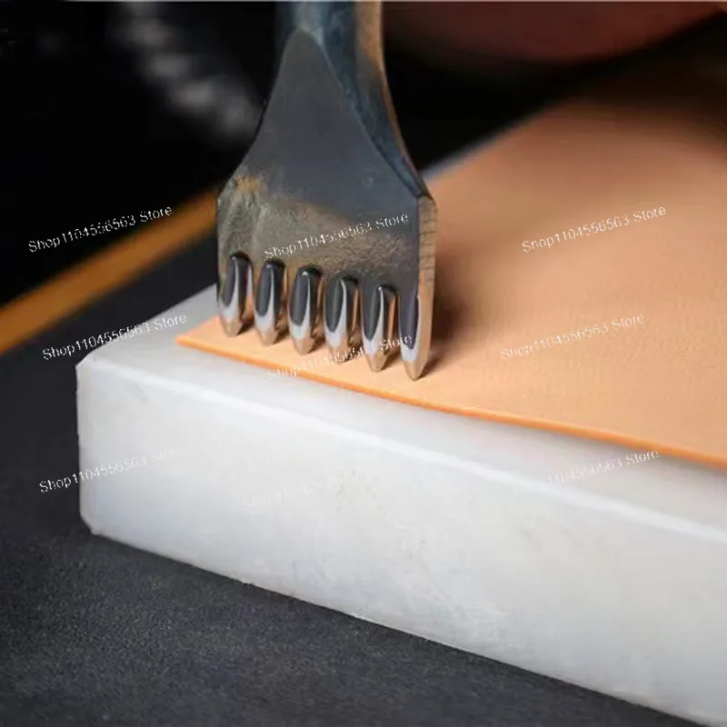 3MM/4MM/5MM Olive Chop Handmade DIY Leather Punching Tool Circular Cutting Suture Punching Space Carving Set
3MM/4MM/5MM Olive Chop Handmade DIY Leather Punching Tool Circular Cutting Suture Punching Space Carving Set