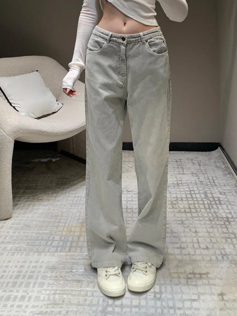2024 New Women's Autumn Retro Corduroy Pants Fashionable and Exquisite Casual Straight Leg Pants
2024 New Women's Autumn Retro Corduroy Pants Fashionable and Exquisite Casual Straight Leg Pants