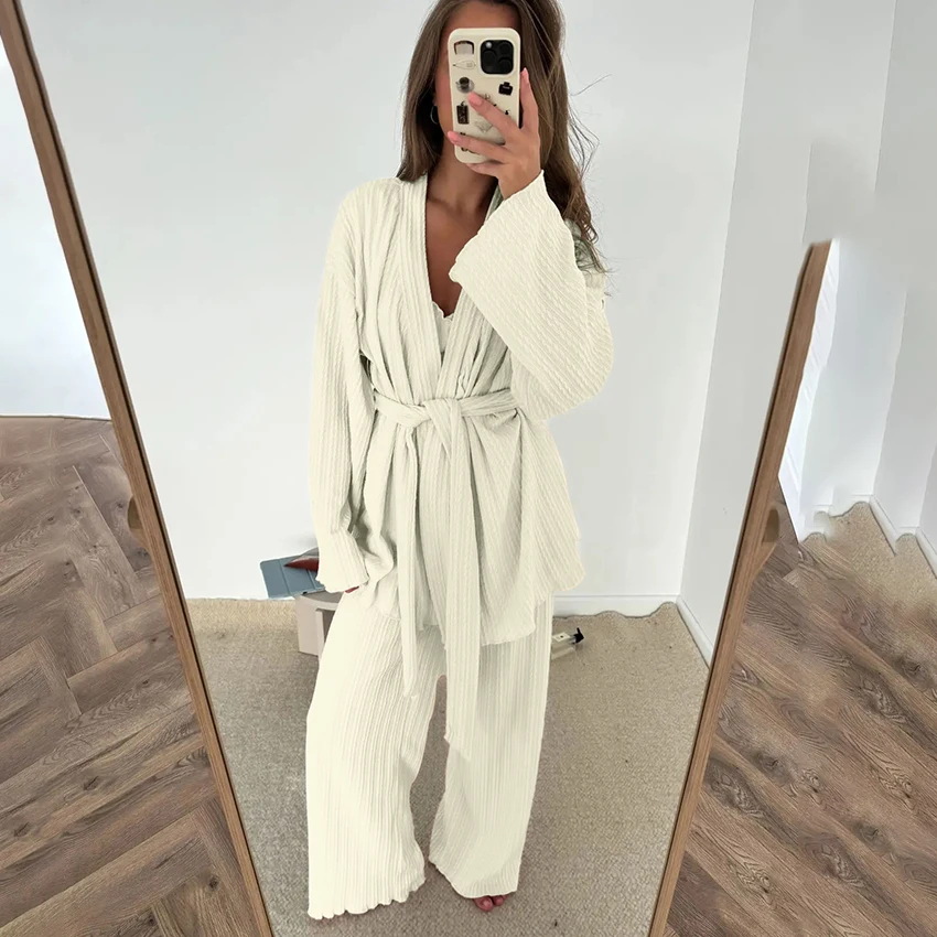 HiLoc Элегантные бежевые вязаные длинные брюки Пижамные комплекты Осенняя домашняя блузка с запахом и свободными брюками Комплекты из 2 предметов 2025 Повседневная одежда
HiLoc Элегантные бежевые вязаные длинные брюки Пижамные комплекты Осенняя домашняя блузка с запахом и свободными брюками Комплекты из 2 предметов 2025 Повседневная одежда