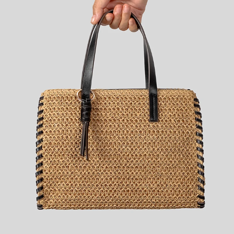 Fashion Hand Woven Women's Bag 2025 New Summer Beach Travel Bag Large Capacity Single Shoulder Bag Contrasting Color Handbag
Fashion Hand Woven Women's Bag 2025 New Summer Beach Travel Bag Large Capacity Single Shoulder Bag Contrasting Color Handbag
