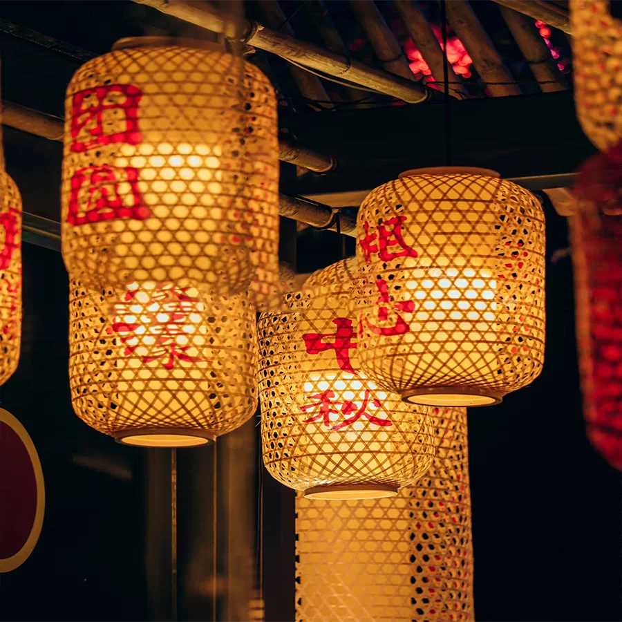 Бамбуковый абажур, светодиодный подвесной светильник, плетеные потолочные люстры из натурального ротанга, ручная работа, светильники E27, подвесной светильник
Бамбуковый абажур, светодиодный подвесной светильник, плетеные потолочные люстры из натурального ротанга, ручная работа, светильники E27, подвесной светильник