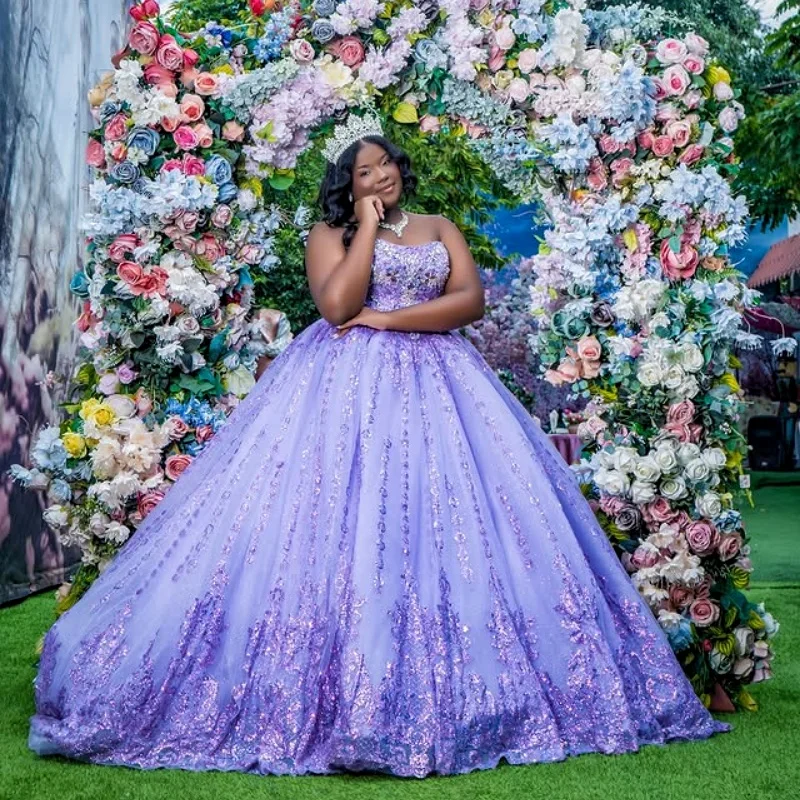 Блестящее фиолетовое платье Quinceanera с открытыми плечами по индивидуальному заказу, аппликация с блестками и кристаллами, кружевной бант, платья de 15, Quinceanera
Блестящее фиолетовое платье Quinceanera с открытыми плечами по индивидуальному заказу, аппликация с блестками и кристаллами, кружевной бант, платья de 15, Quinceanera