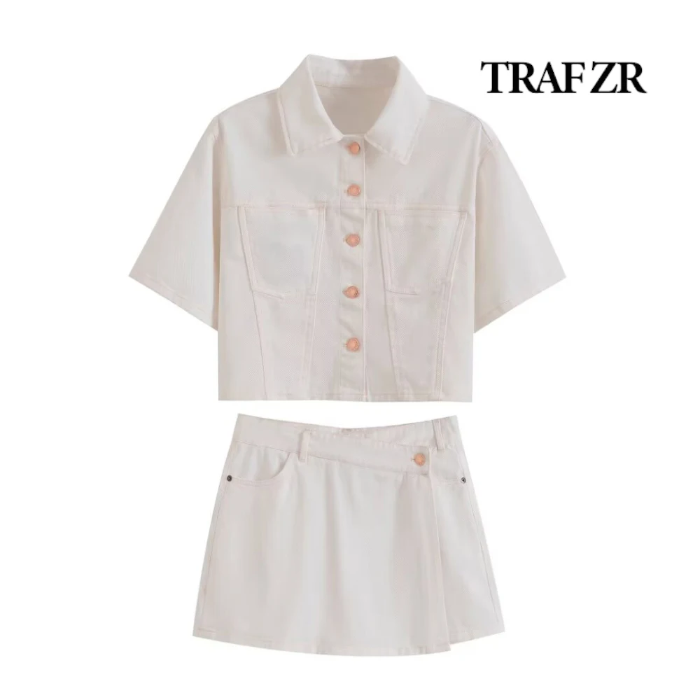 TRAF ZR Denim 2 Piece Sets Womens Outfits Shorts Set Cropped Top Front Patch Pockets + Front Wrap Closure Skorts with Hidden Zip
TRAF ZR Denim 2 Piece Sets Womens Outfits Shorts Set Cropped Top Front Patch Pockets + Front Wrap Closure Skorts with Hidden Zip