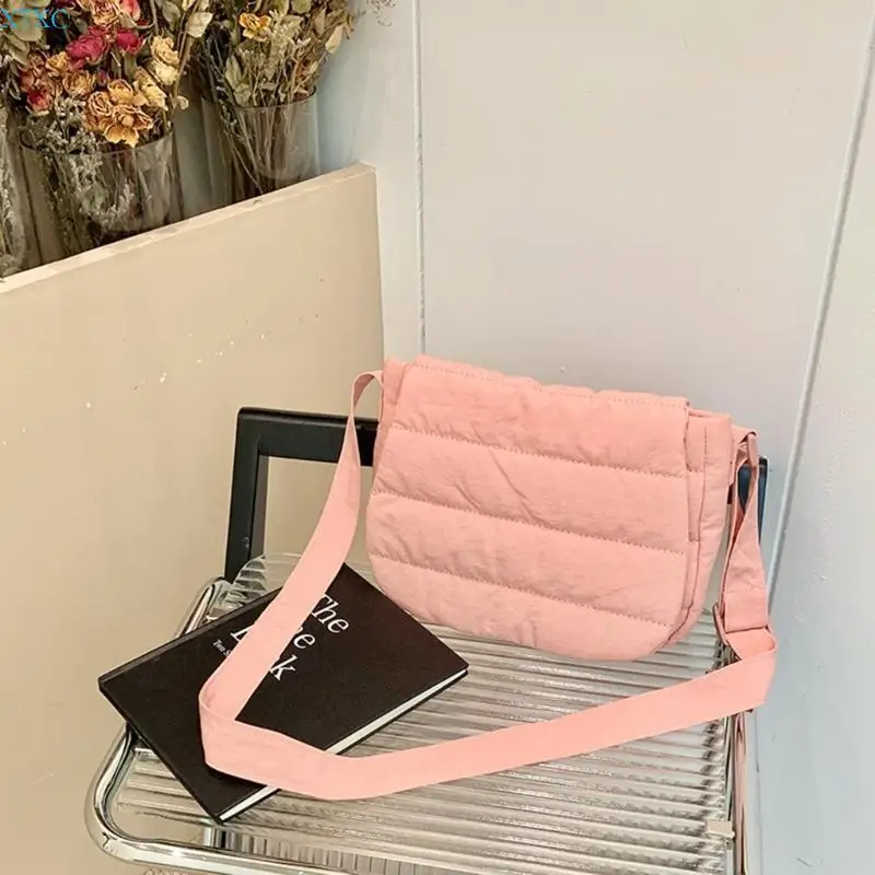 X7XC Multi Color Padded Cotton Cover Square Bag For Daily Use Nylon Crossbody Pouches Casual Underarm Bags
X7XC Multi Color Padded Cotton Cover Square Bag For Daily Use Nylon Crossbody Pouches Casual Underarm Bags