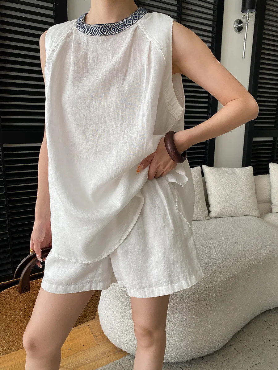 Summer women's casual solid color woven collar vest shorts set
Summer women's casual solid color woven collar vest shorts set