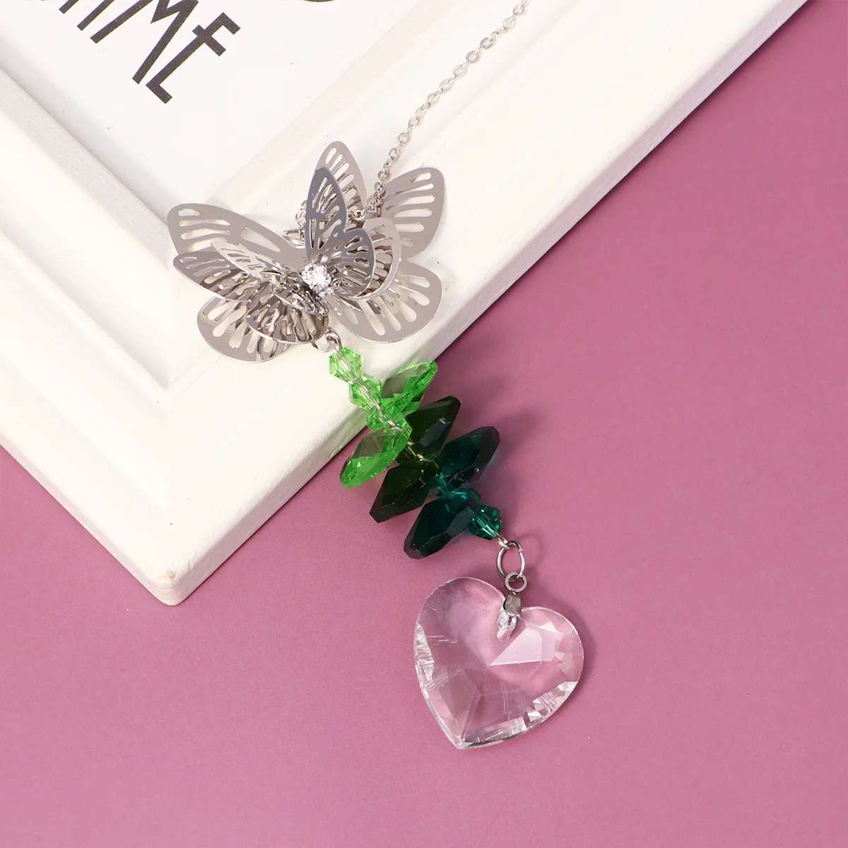 1Pcs Metal Hanging Pendant Green Crystal Curtain Pendant Ceiling Lamp Ornament Door Window Car Interior Decoration
1Pcs Metal Hanging Pendant Green Crystal Curtain Pendant Ceiling Lamp Ornament Door Window Car Interior Decoration