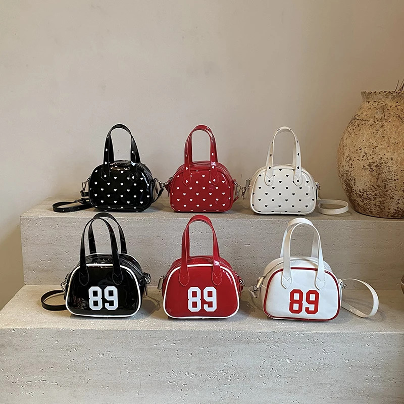 Модные лаконичные молодежные сумки на плечо из искусственной кожи Advanced Sense, милые сумки, нишевый дизайн, универсальная сумка через плечо большой вместимости
Модные лаконичные молодежные сумки на плечо из искусственной кожи Advanced Sense, милые сумки, нишевый дизайн, универсальная сумка через плечо большой вместимости