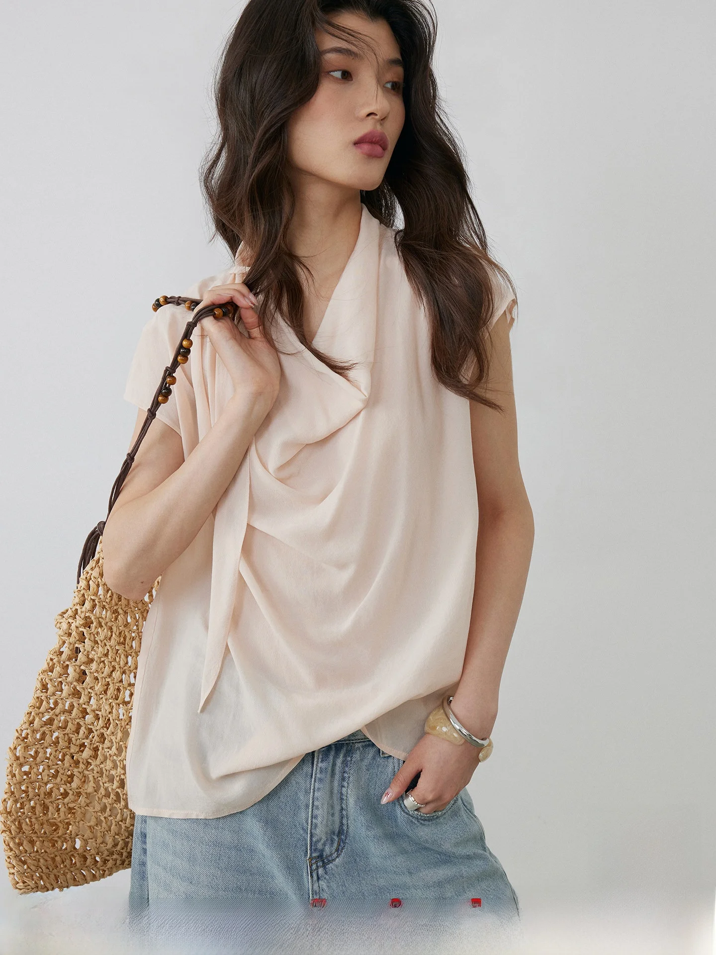 KEARA Women's Loose Fit Silk Lyocell Shirt Summer Commute Pure Color Fleece Sleeve Shirt Breathable Comfortable Short Sleeve
KEARA Women's Loose Fit Silk Lyocell Shirt Summer Commute Pure Color Fleece Sleeve Shirt Breathable Comfortable Short Sleeve
