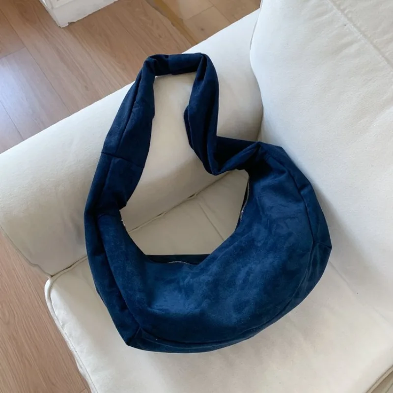 Luxury Fashion-Forward Tote Designer Diaper Bag For Women Fashionable Large Capacity Elegant Leather Crossbody Shoulder Bag
Luxury Fashion-Forward Tote Designer Diaper Bag For Women Fashionable Large Capacity Elegant Leather Crossbody Shoulder Bag