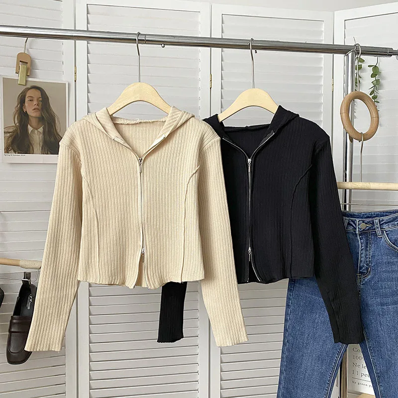 Pearl Diary New Y2K Hooded Basics T-shirts Korean Fashion Zipper Long Sleeve Crop Top Female Solid Color Casual T-shirt Woman
Pearl Diary New Y2K Hooded Basics T-shirts Korean Fashion Zipper Long Sleeve Crop Top Female Solid Color Casual T-shirt Woman