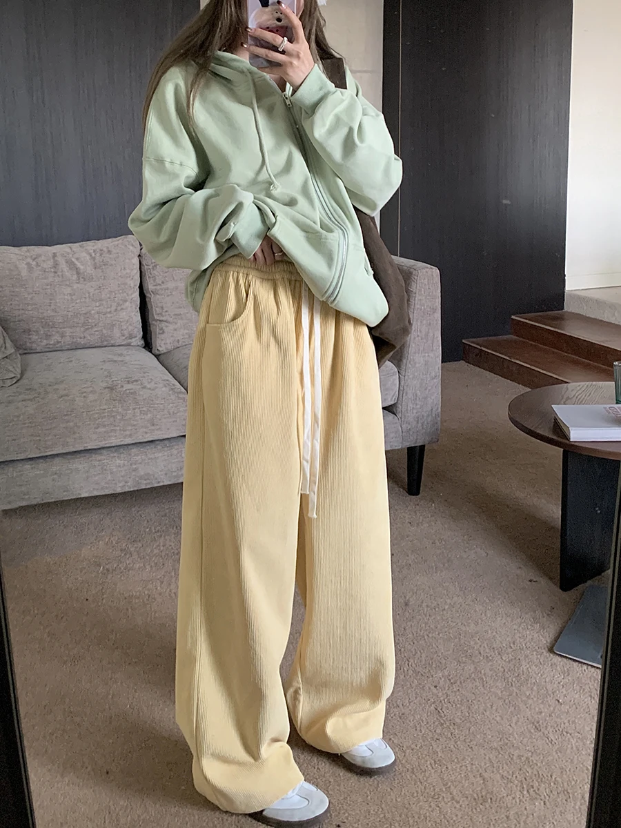Korean style Elastic Waist Corduroy Straight Leg Pants, Thick Fleece Lined Design, Loose Fit Draped Wide Leg Trousers
Korean style Elastic Waist Corduroy Straight Leg Pants, Thick Fleece Lined Design, Loose Fit Draped Wide Leg Trousers