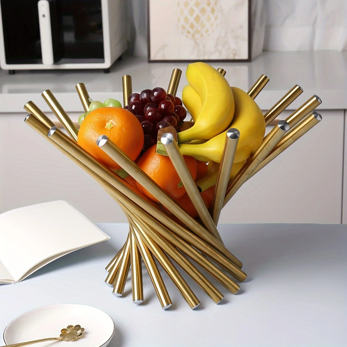 1 Large Golden Stainless Steel Fruit Basket - Modern European Living Room Decoration, Creative Metal Wire Design, Suitable For
1 Large Golden Stainless Steel Fruit Basket - Modern European Living Room Decoration, Creative Metal Wire Design, Suitable For