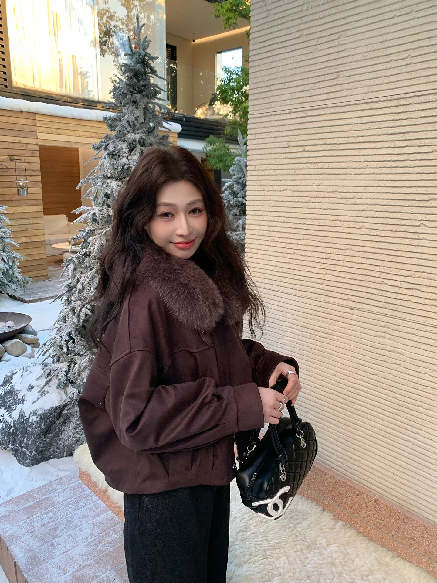 Snow Lane Collar Goose down Inner ort Jaet Women's Fur Coat Comfortable Warmth Color Universal Fit Korean Sle
Snow Lane Collar Goose down Inner ort Jaet Women's Fur Coat Comfortable Warmth Color Universal Fit Korean Sle
