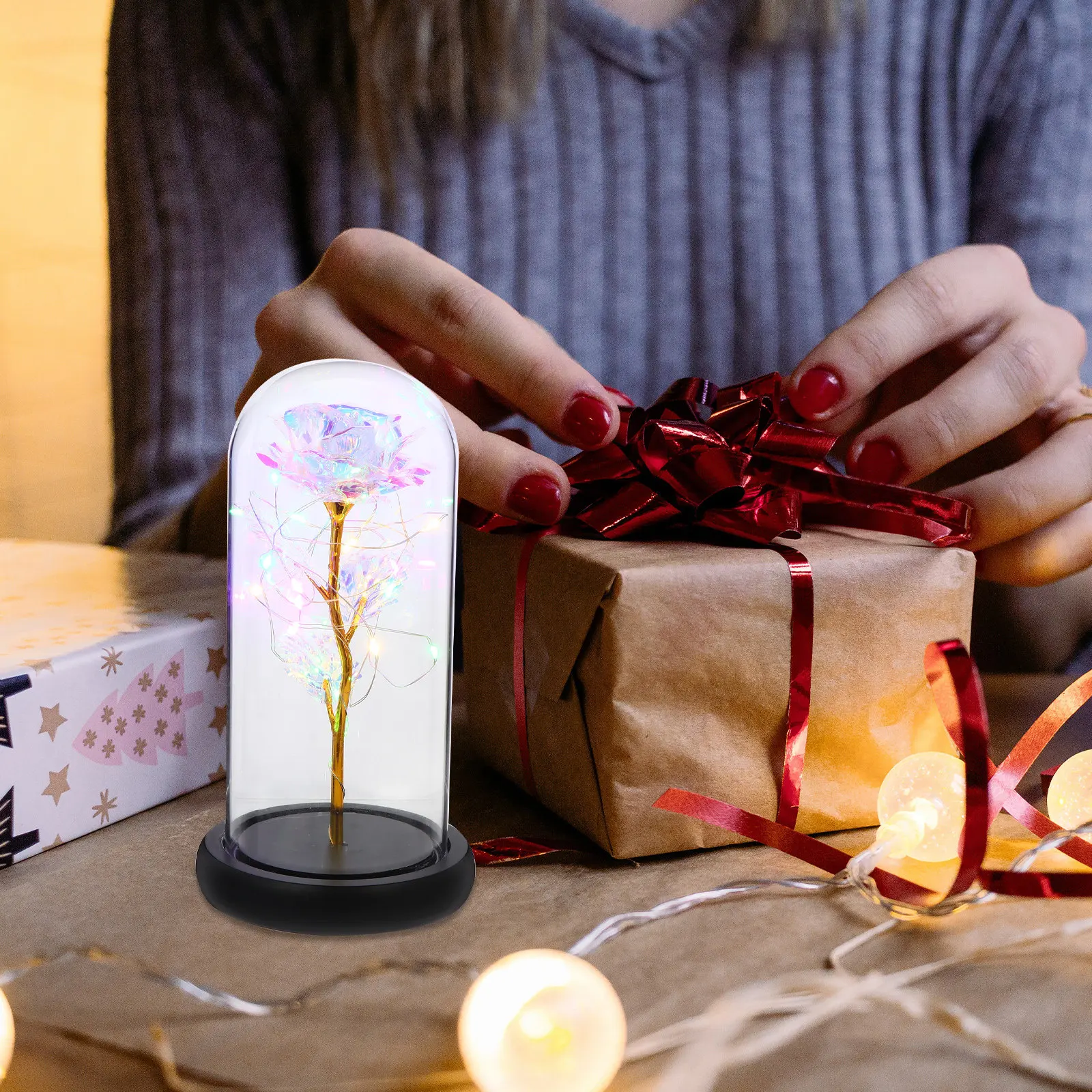 Rose Cover Luminous Preserved Flower for Valentine's Day Romantic Gift Home Holiday Decoration Lamp
Rose Cover Luminous Preserved Flower for Valentine's Day Romantic Gift Home Holiday Decoration Lamp