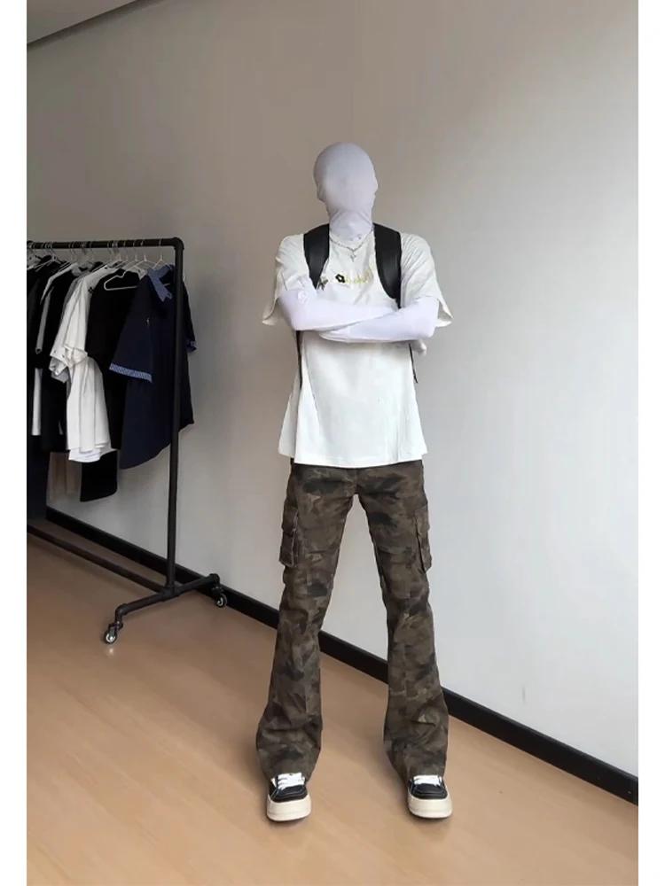 Винтажные камуфляжные мужские джинсы CleanFit в стиле ретро с несколькими карманами, рабочая одежда в американском стиле High Street Vibe, прямые брюки со средней и высокой талией
Винтажные камуфляжные мужские джинсы CleanFit в стиле ретро с несколькими карманами, рабочая одежда в американском стиле High Street Vibe, прямые брюки со средней и высокой талией