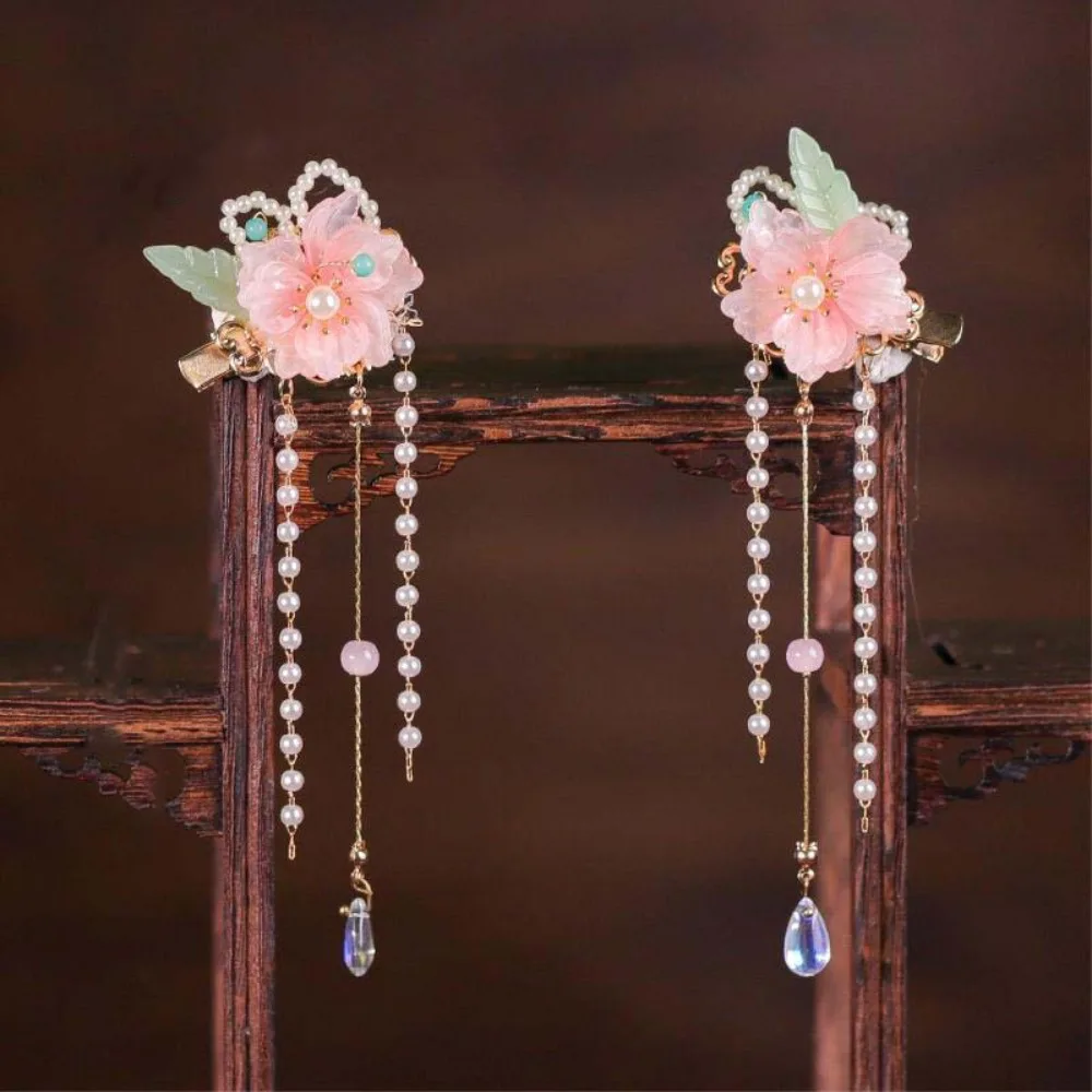Antique Flower Chinese Style Hairpin Set Pearls Tassel Hanfu Hair Stick Earrings Crown Butterfly Hair Comb Hairstyle Tool
Antique Flower Chinese Style Hairpin Set Pearls Tassel Hanfu Hair Stick Earrings Crown Butterfly Hair Comb Hairstyle Tool