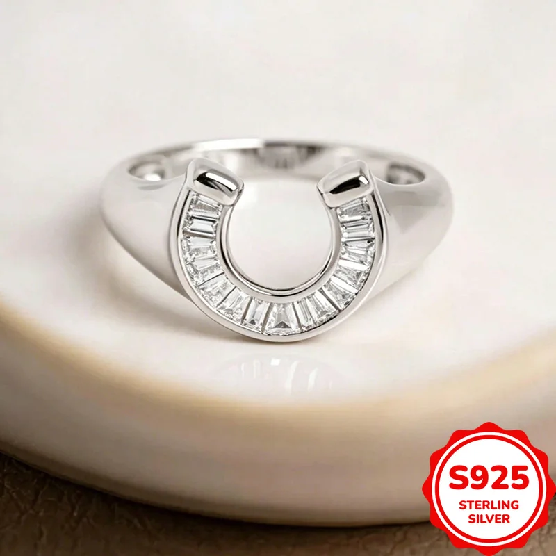 Fashionable and Personalized Authentic S925 Silver U-shaped Women's Ring Commuting Versatile Accessories
Fashionable and Personalized Authentic S925 Silver U-shaped Women's Ring Commuting Versatile Accessories